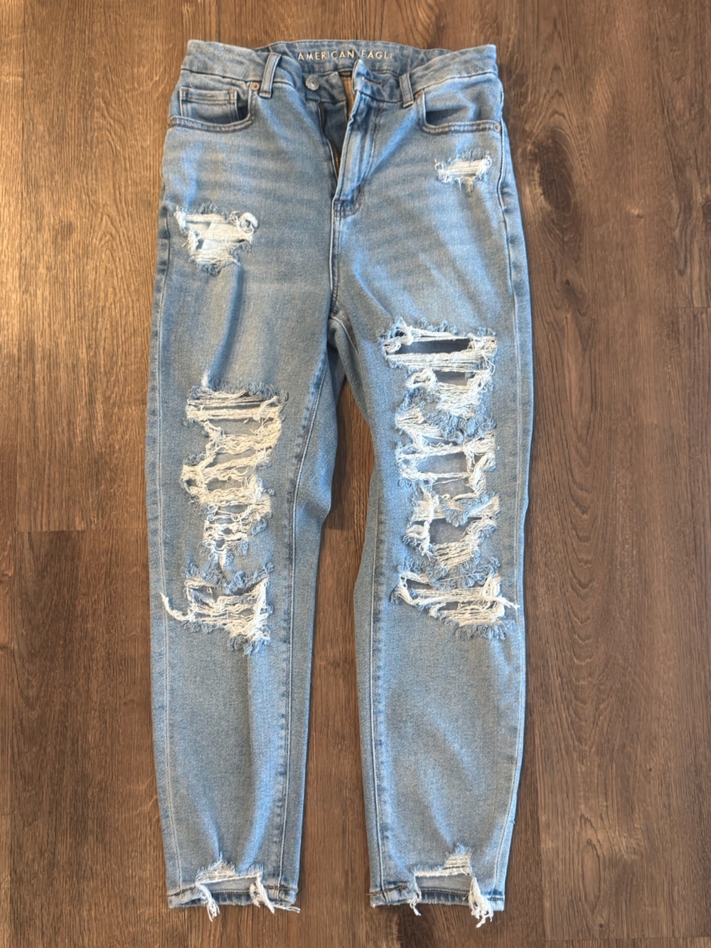 American Eagle Outfitters Curvy Mom Jean 4 short